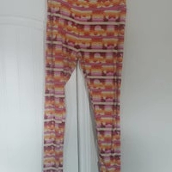 LulaRoe Disney Mickey and Minnie orange and yellow tall and curvy leggings - Picture 1 of 5